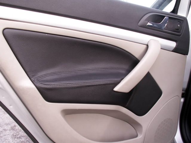 Scoda Octavia (1).jpg